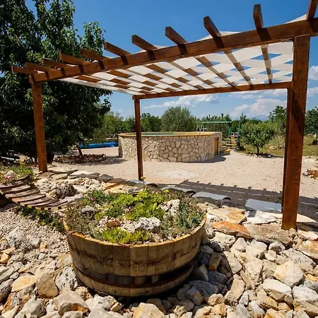 Rural House Mala Kuca-krka National Park Σπίτι διακοπών *